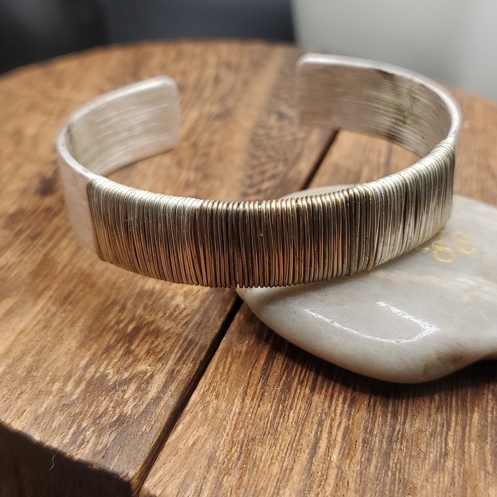 Brutalist‎ spool cuff bracelet B2633